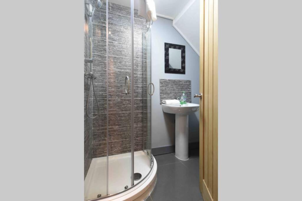 Back Turner Townhouse Apartment Manchester Bagian luar foto
