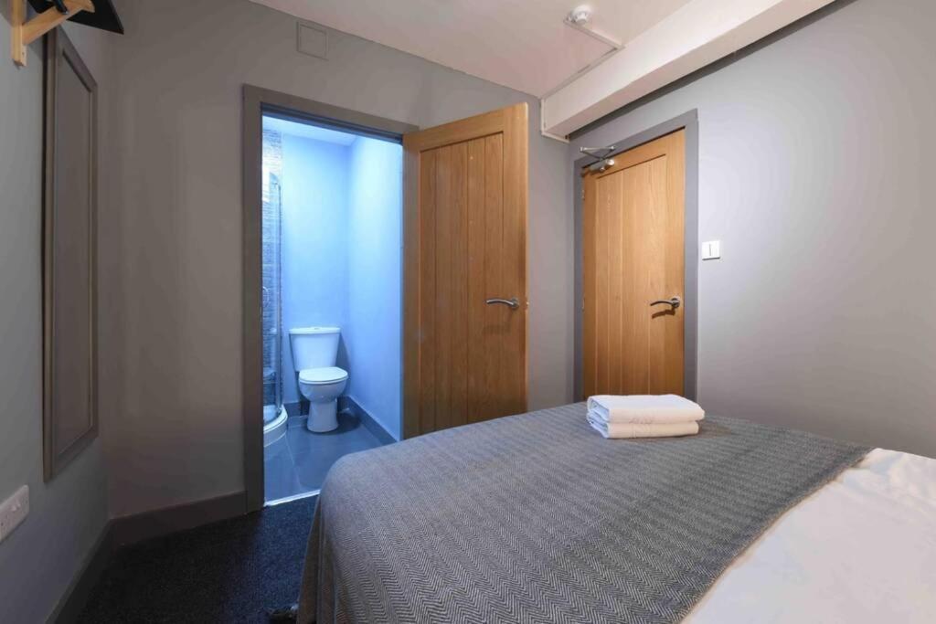 Back Turner Townhouse Apartment Manchester Bagian luar foto
