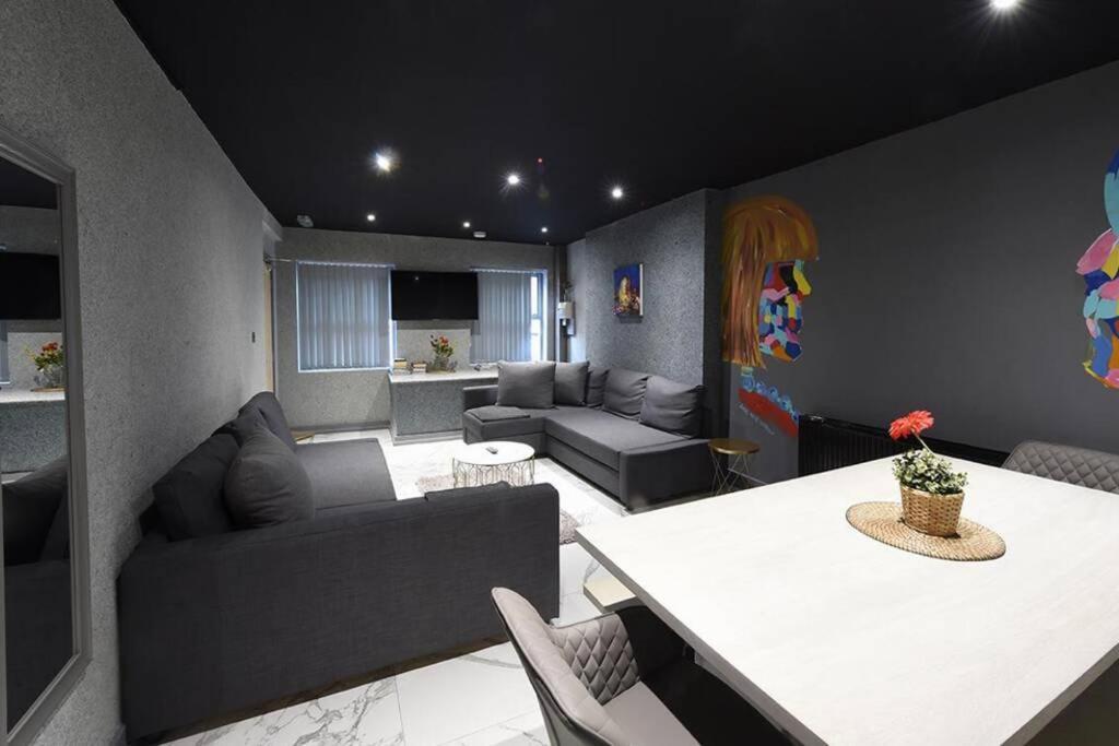 Back Turner Townhouse Apartment Manchester Bagian luar foto