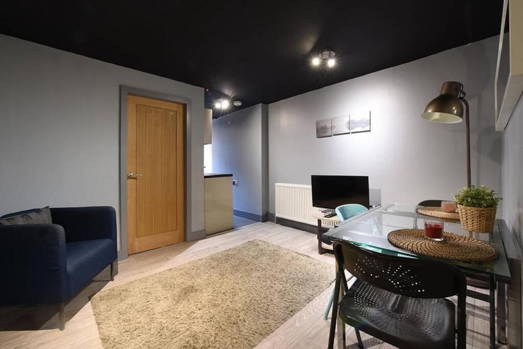 Back Turner Townhouse Apartment Manchester Bagian luar foto