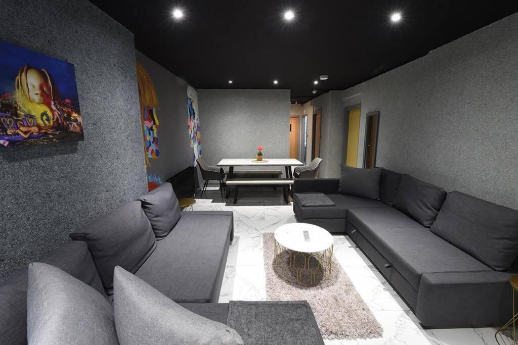 Back Turner Townhouse Apartment Manchester Bagian luar foto