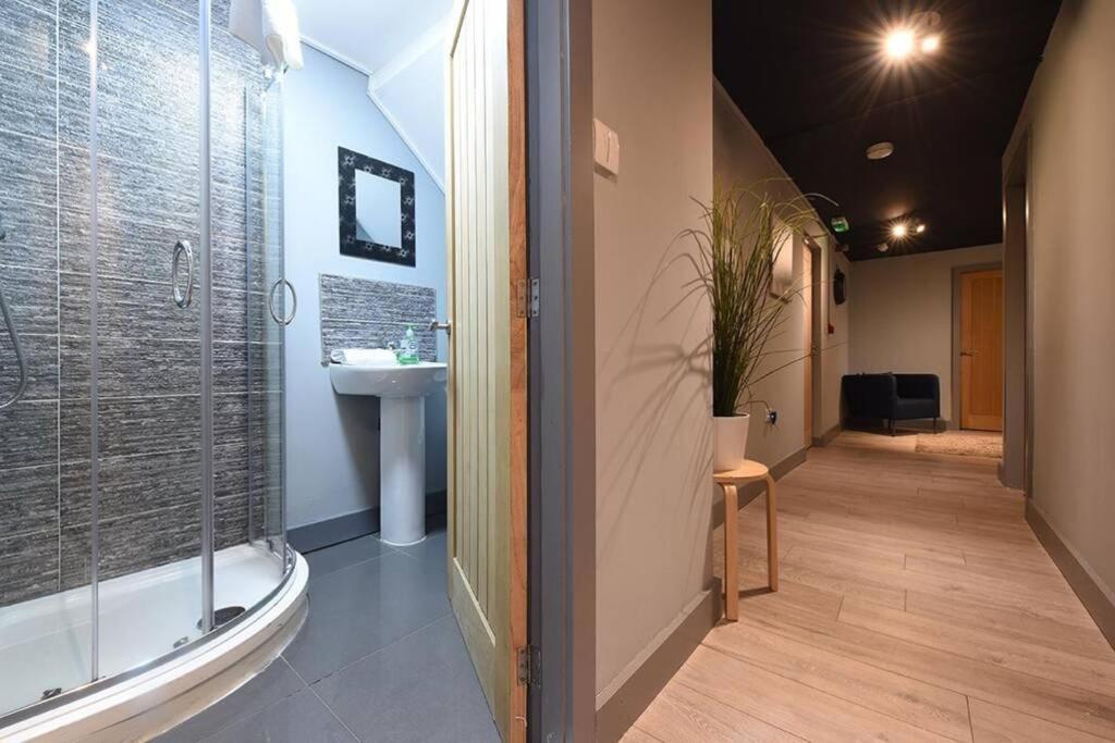 Back Turner Townhouse Apartment Manchester Bagian luar foto