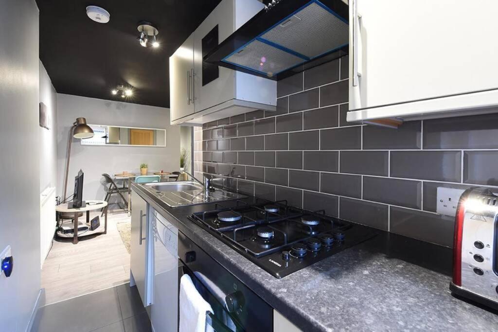 Back Turner Townhouse Apartment Manchester Bagian luar foto